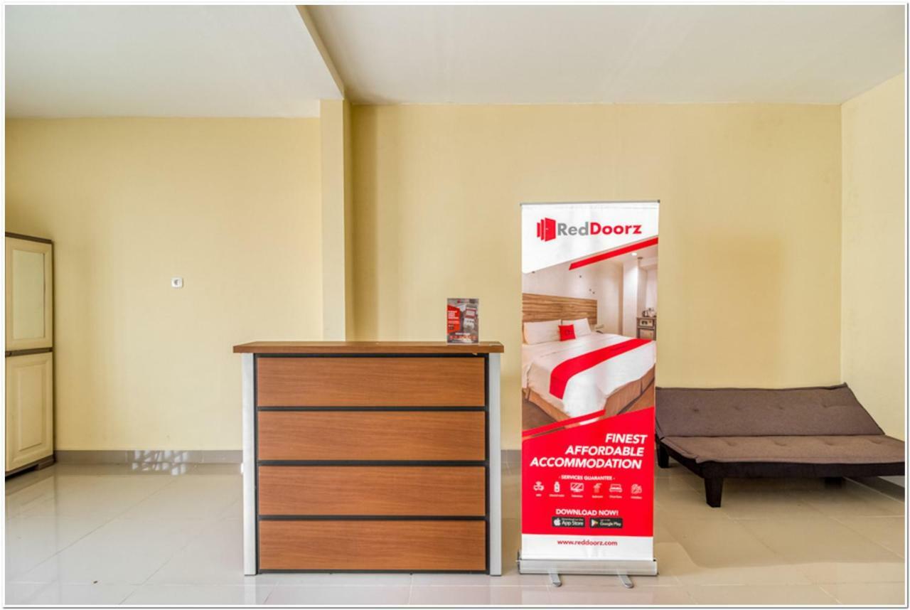 Reddoorz Near Ramai Mall Malioboro Джокякарта Екстериор снимка